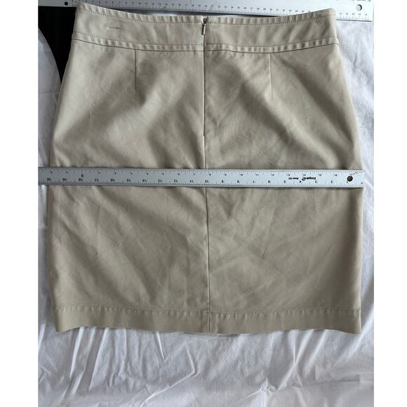 Banana Republic women's sz 8 tan /khaki stretch knee-length pencil skirt - Picture 6 of 8